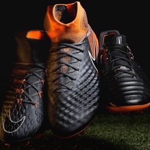 Nike Fast Voetbalschoenen Zwart Oranje kopen? | Laag