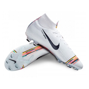 nauwkeurig stout Agnes Gray Nike Voetbalschoenen LVL Up Wit | Mercurial Superfly | Voetbalshirtsdirect