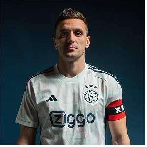 Wit shirt maat 164 2025